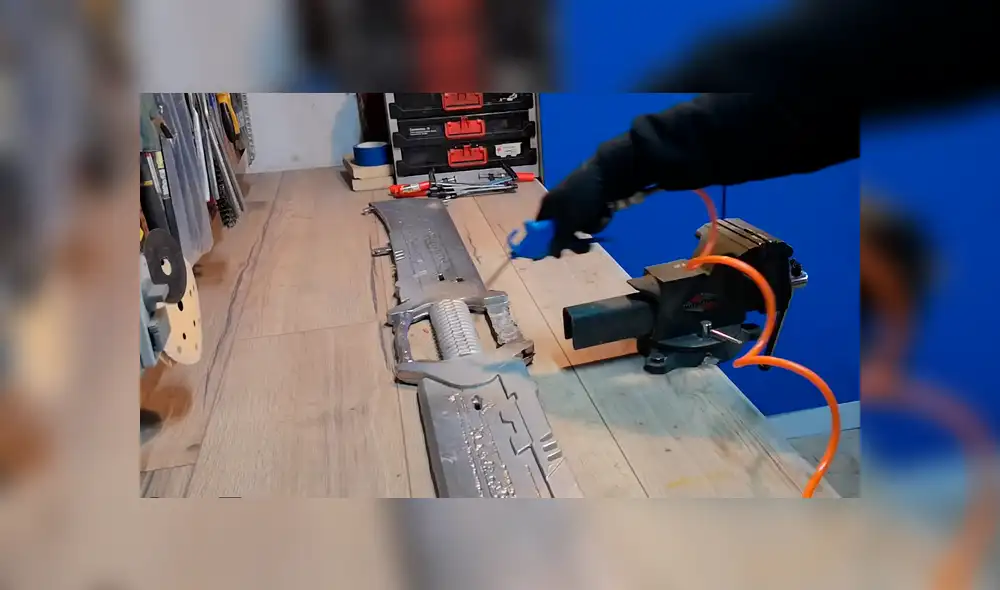 YouTube: Joven recrea la espada que usó Thanos en 'Avengers: Endgame' y su parecido soprende a miles [VIDEO]