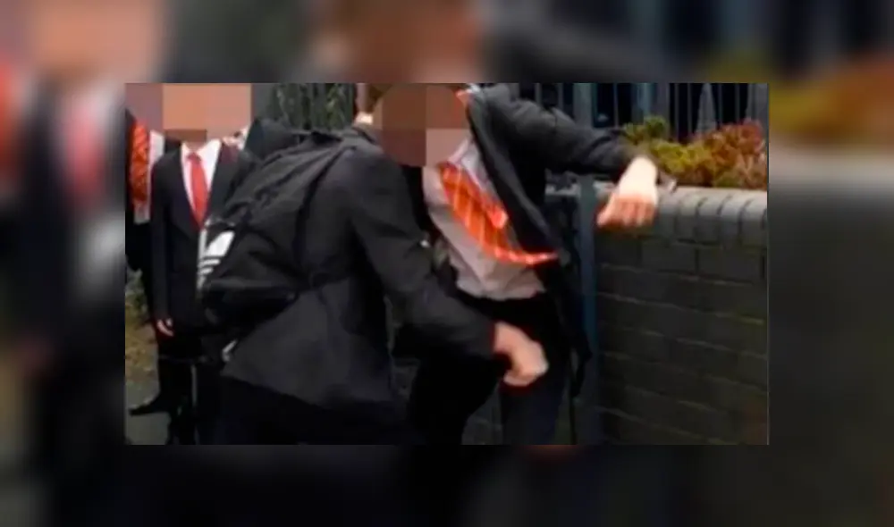 Condenan videos en que alumnos pelean a puño limpio para ser populares en Internet 