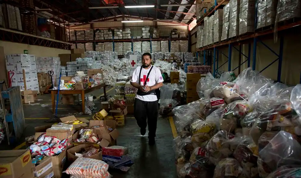 La asistencia a los damnificados ha fluido con dificultad, debido a las crecidas de los ríos, según las autoridades. Foto: EFE