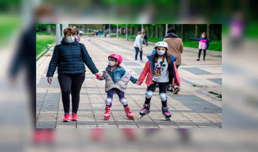 Salida de los niños durante la cuarentena en España. Salida de los niños durante la cuarentena en España.