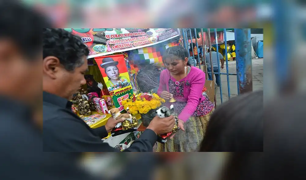 Arequipeños preparan cábalas y cotillón a horas de recibir el Año Nuevo [FOTOS]