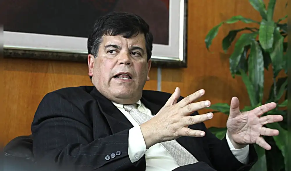 Sobre sus expresiones, el jefe de Petroperú se limitó a decir que no fueron palabras "felices". Foto: La República.