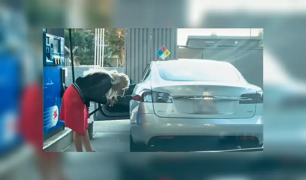 YouTube viral: Quería llenar auto de gasolina pero no se percató de este pequeño detalle [VIDEO]