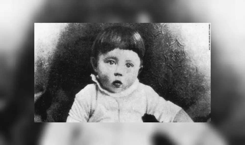 Adolf Hitler de bebé