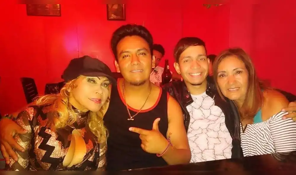 Tigresa del Oriente se casará con su novio Elmer Molocho Tigresa del Oriente se casará con su novio Elmer Molocho