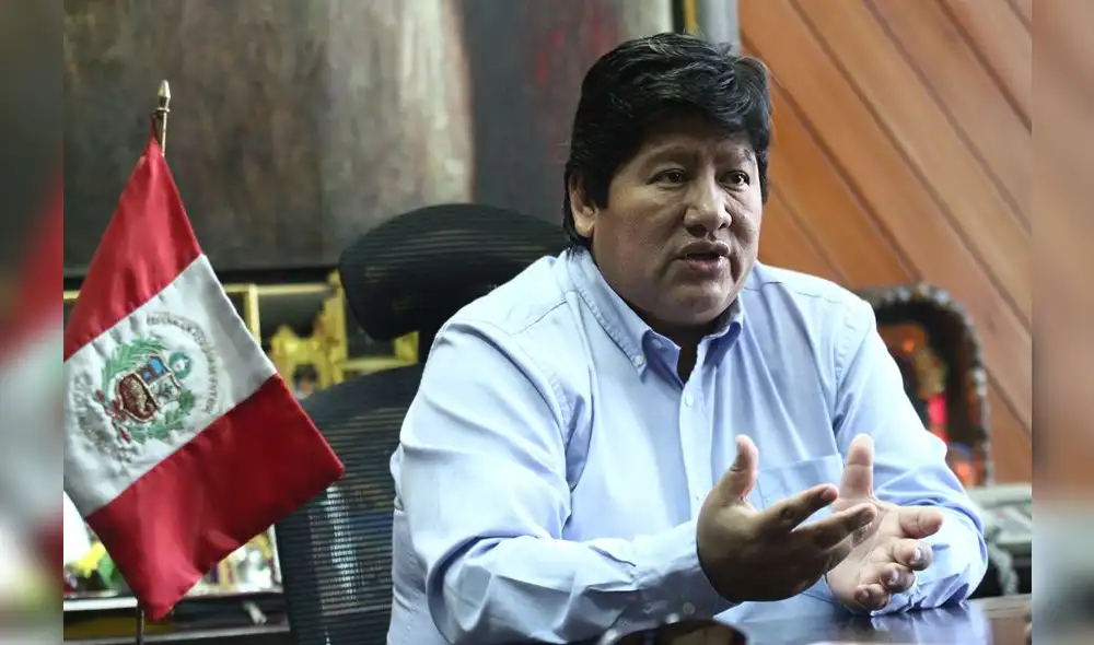 Edwin Oviedo quiere elecciones para octubre