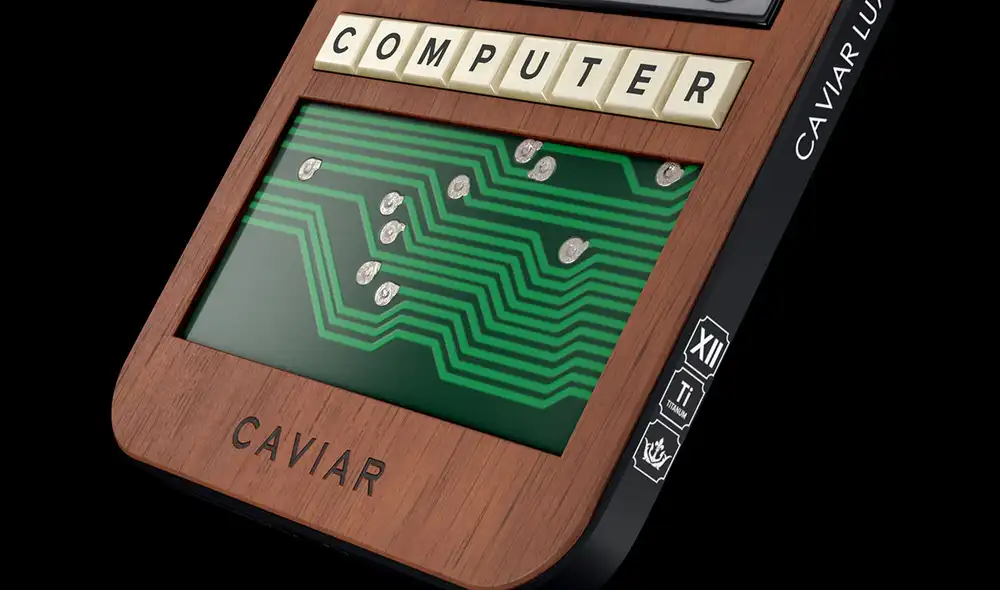 El diseño incluye un fragmento de la placa de una Apple I. Foto: Caviar El diseño incluye un fragmento de la placa de una Apple I. Foto: Caviar