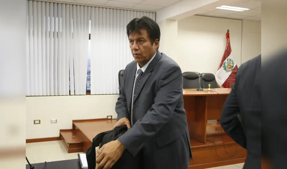 PJ evaluará pedido para archivar investigación contra suspendido fiscal Sandro Paredes