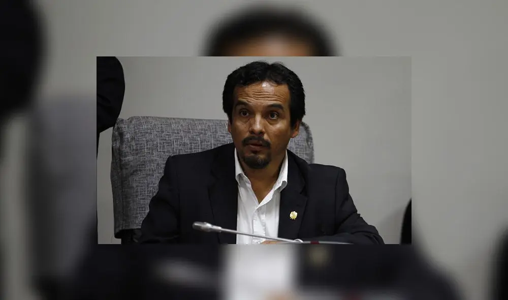 Calandria, Manuela Ramos y Flora Tristán denuncian a Humberto Morales ante Ética Calandria, Manuela Ramos y Flora Tristán denuncian a Humberto Morales ante Ética