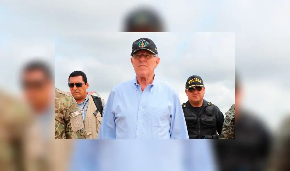 Kuczynski agradeció al Papa Francisco por "palabras de aliento" a peruanos