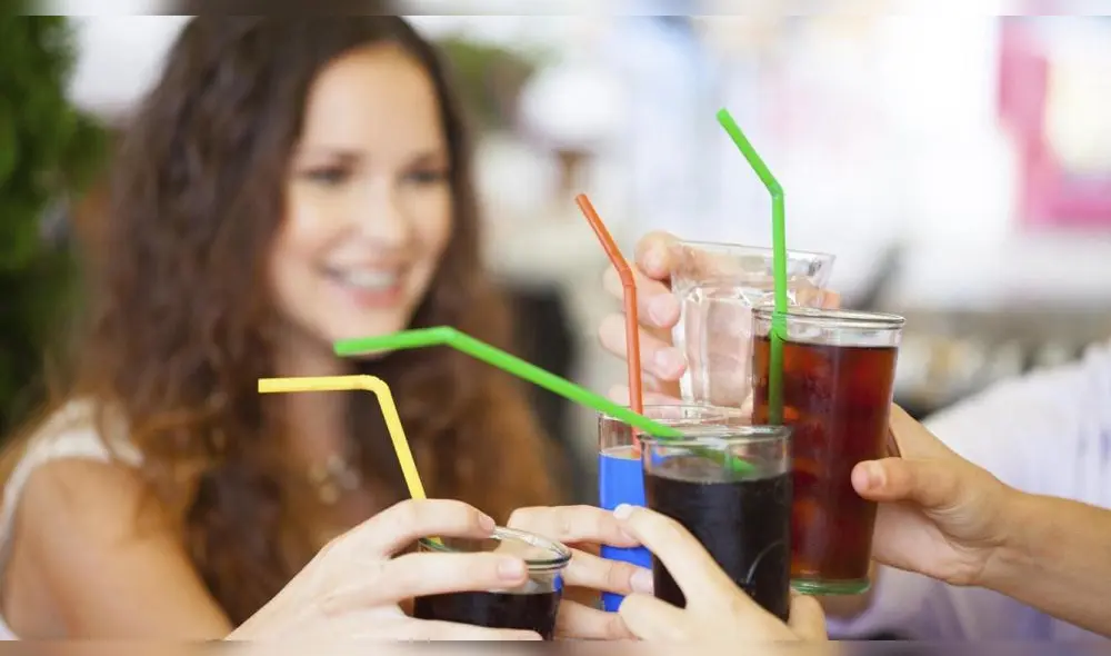 Hasta un 15% del sueldo se gasta en bebidas, gaseosas y postres Hasta un 15% del sueldo se gasta en bebidas, gaseosas y postres