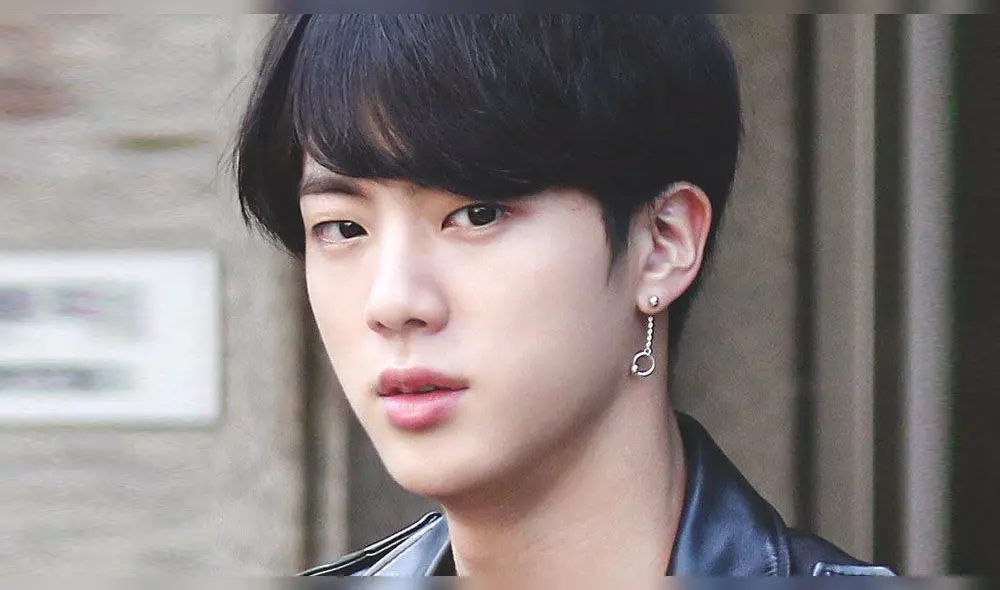 Jin lleva con orgullo el sobrenombre "Worldwide handsome" debido a su hermoso rostro. Foto: fansite