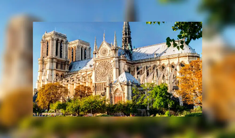 Google Maps: Captan 'extrañas figuras' rondando la catedral de Notre Dame en Francia [FOTOS]