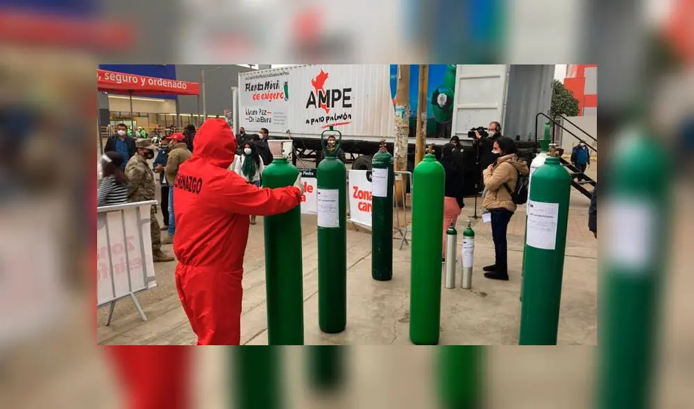 Recarga de balones de oxígeno. Créditos: AMPE.