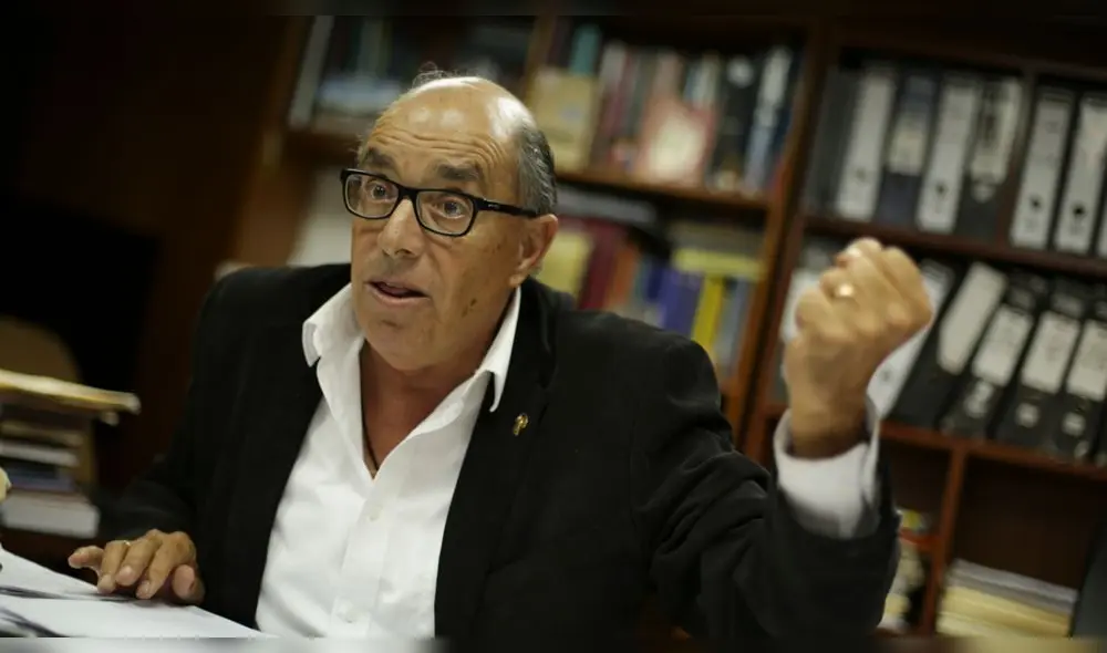 Edwin Donayre: el gesto sonriente del excongresista tras ser capturado Edwin Donayre: el gesto sonriente del excongresista tras ser capturado