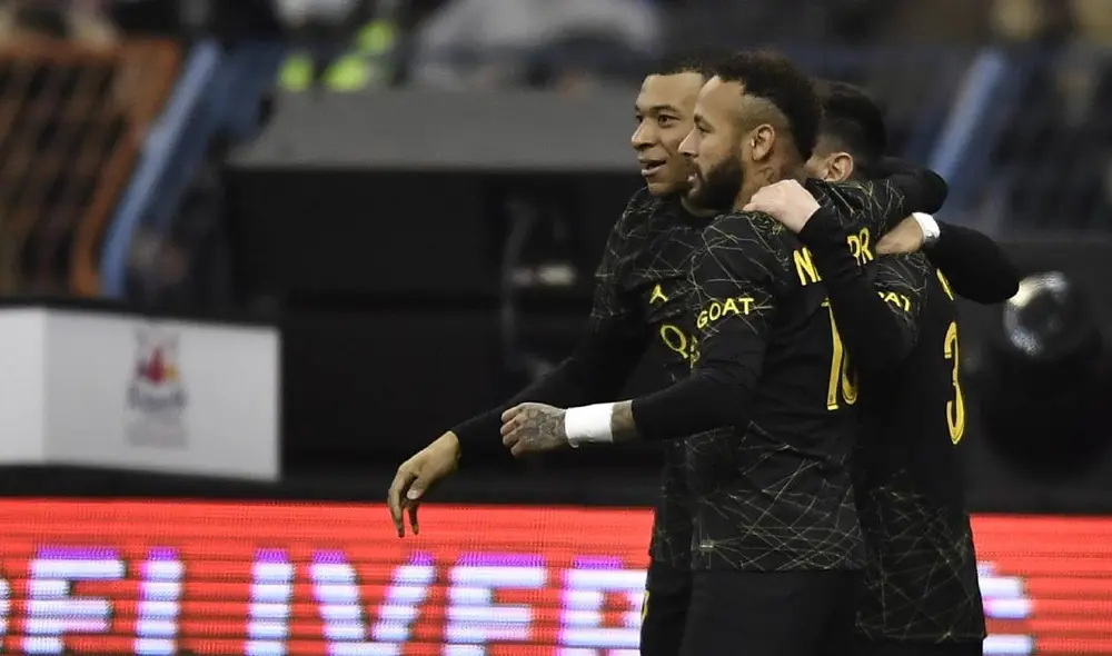 Lionel Mesi y Cristiano Ronaldo protagonizaron una de las rivalidades más grandes de la historia del fútbol. Foto: EFE Lionel Mesi y Cristiano Ronaldo protagonizaron una de las rivalidades más grandes de la historia del fútbol. Foto: EFE