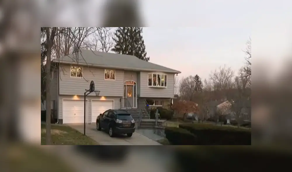 ‘¡Eres la siguiente!’: Joven ataca con un cuchillo a sus padres durante pelea familiar [VIDEO]