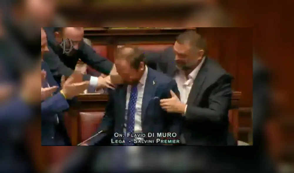 Diputado italiano pide matrimonio a su novia tras interrumpir sesión legislativa [VIDEO]