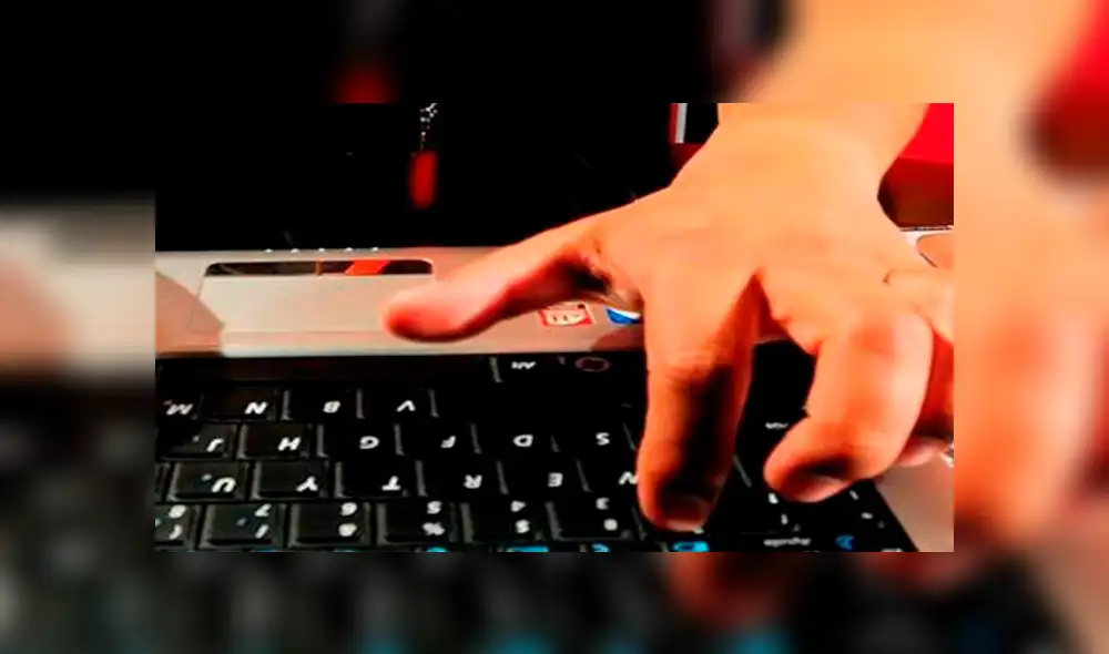 Mujer se hace pasar por novio de su mejor amiga y le roba los ahorros de toda su vida [FOTOS]