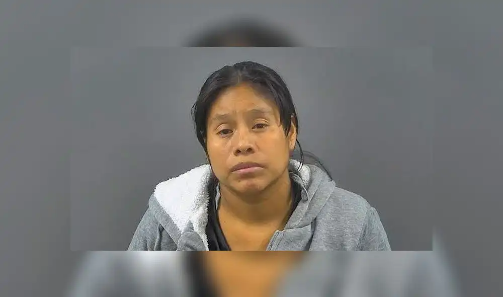 Mujer intentó vender a su bebé por 2,000 dólares y policías la arrestan