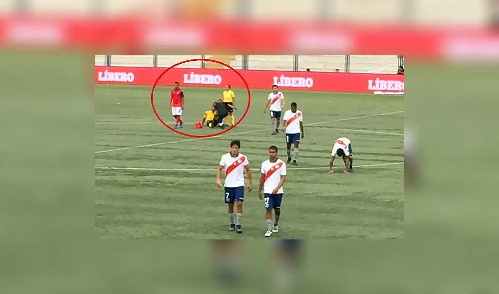 YouTube: árbitro sufre calambre y es reemplazado en partido entre Municipal y Juan Aurich