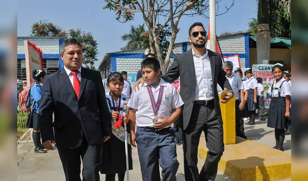 Empresario árabe donará 35 computadoras y área de vigilancia a colegio de Víctor