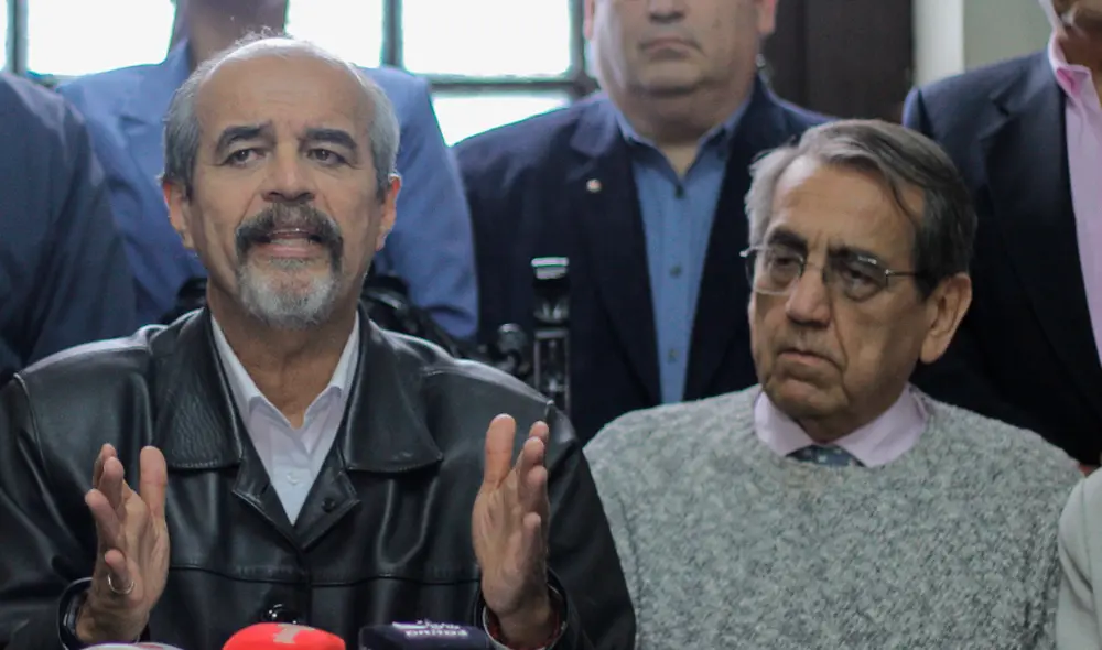 Mauricio Mulder señaló que Jorge del Castillo actúa "de acuerdo al enemigo". Foto: La República. Mauricio Mulder señaló que Jorge del Castillo actúa "de acuerdo al enemigo". Foto: La República.