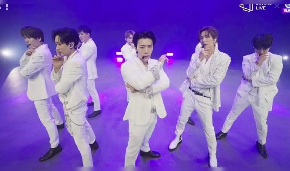 SUPER JUNIOR Beyond Live SUPER JUNIOR Beyond Live