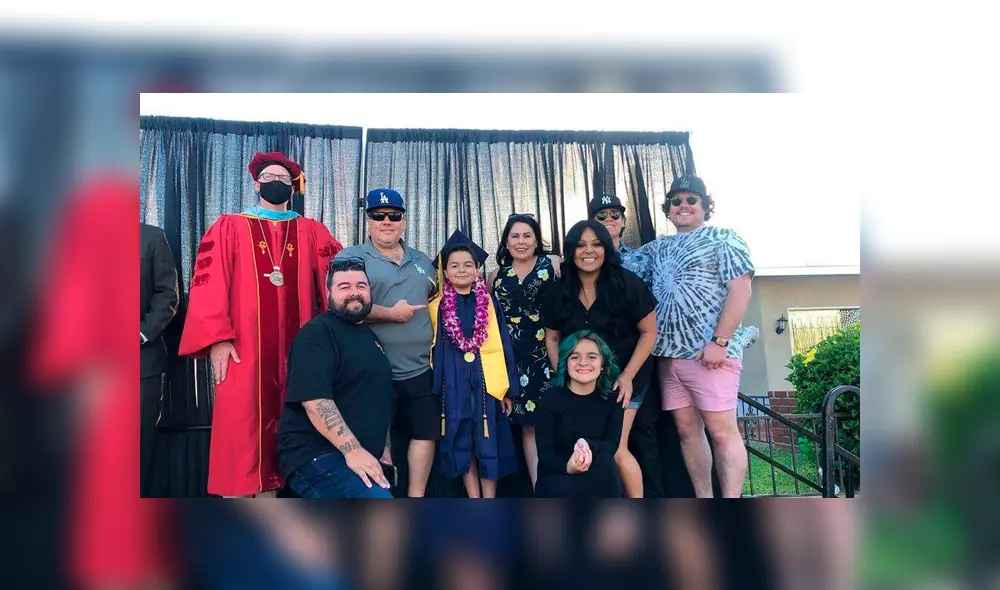 Tiene 13 años y se graduó de cuatro tecnicaturas universitarias. Foto: Fullerton College Tiene 13 años y se graduó de cuatro tecnicaturas universitarias. Foto: Fullerton College