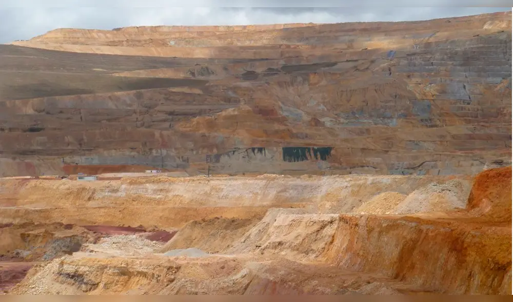 Cajamarca: paralizan operaciones mineras porque dirigentes ingresaron ilegalmente a Quecher Main Cajamarca: paralizan operaciones mineras porque dirigentes ingresaron ilegalmente a Quecher Main