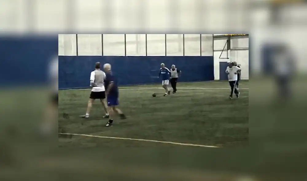 Facebook: Hombre sobrevive a 27 infartos consecutivos tras jugar seis partidos de fulbito