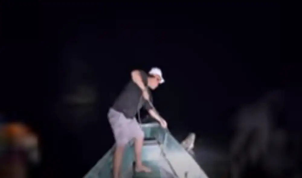 Desliza hacia la izquierda para ver las imágenes del video viral. Foto: captura de YouTube.