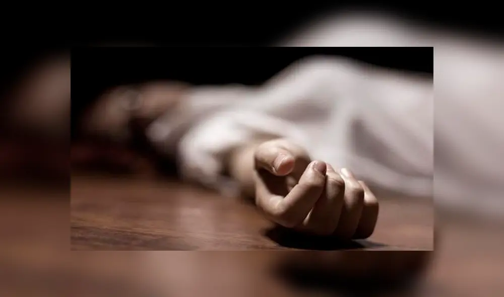 El hombre le disparó en la cabeza a su novia, pero la bala le rozó la cabeza.