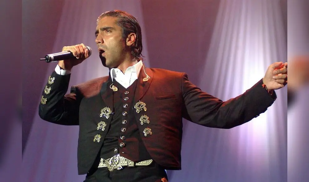 Alejandro Fernández.