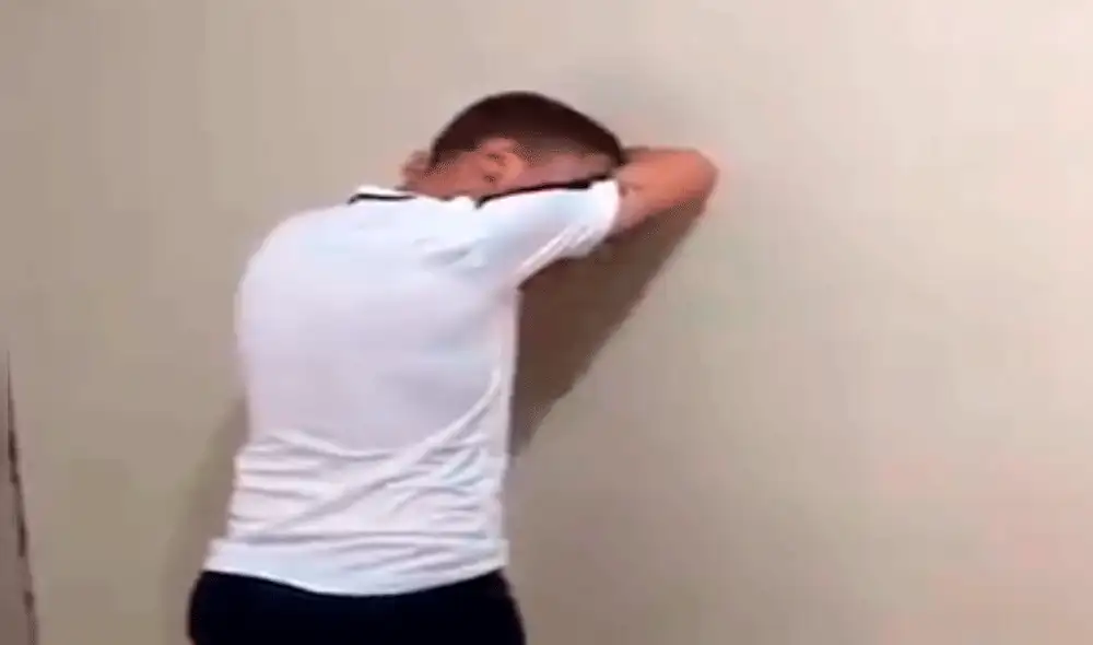 El atacante se emocionó hasta las lágrimas al hablar con su familia tras el partido con Alianza Lima. El atacante se emocionó hasta las lágrimas al hablar con su familia tras el partido con Alianza Lima.