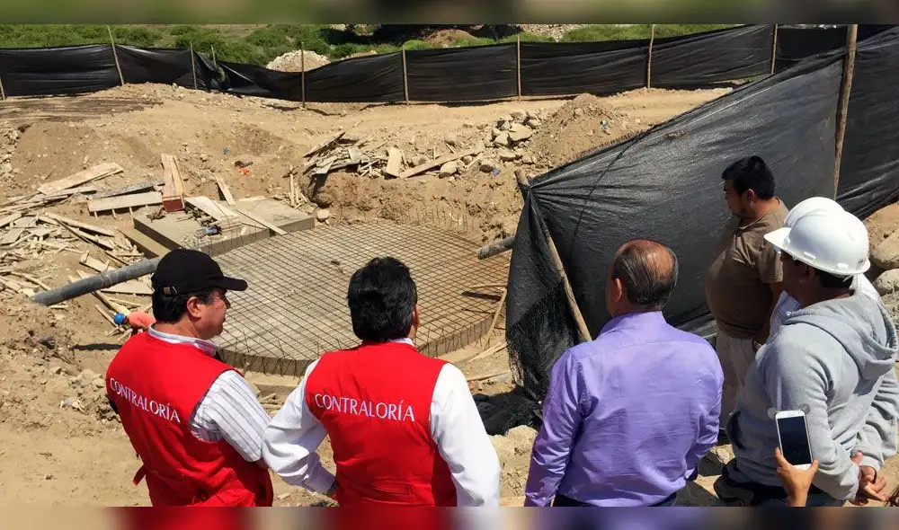 Evidencian trabajos inconclusos en obra de agua y alcantarillado en Huanchaco Evidencian trabajos inconclusos en obra de agua y alcantarillado en Huanchaco