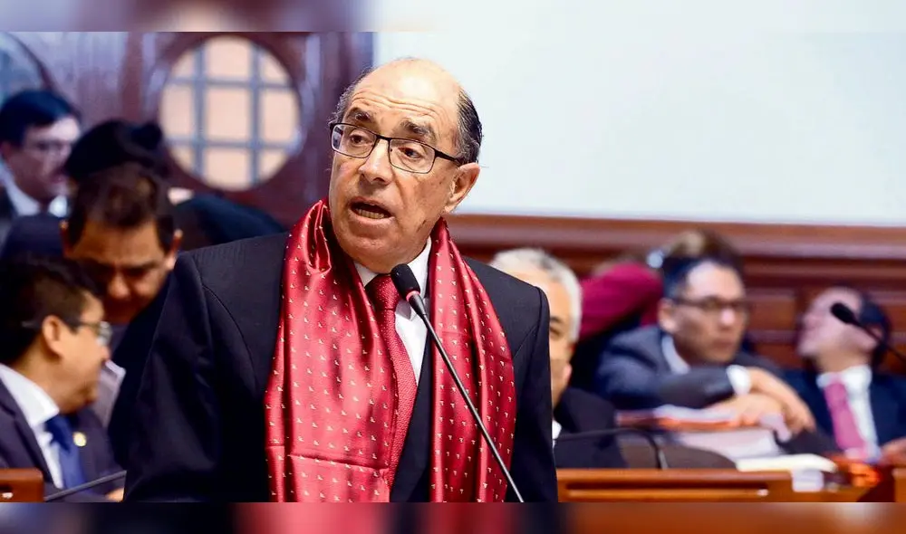 Edwin Donayre: el gesto sonriente del excongresista tras ser capturado Edwin Donayre: el gesto sonriente del excongresista tras ser capturado