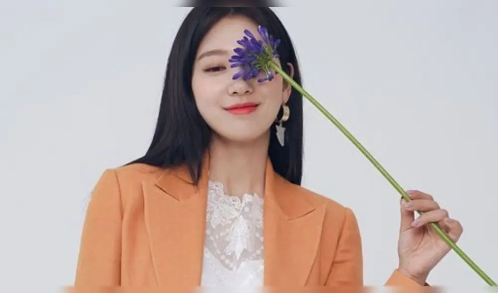 Deslice para ver más fotos de Park Shin Hye.