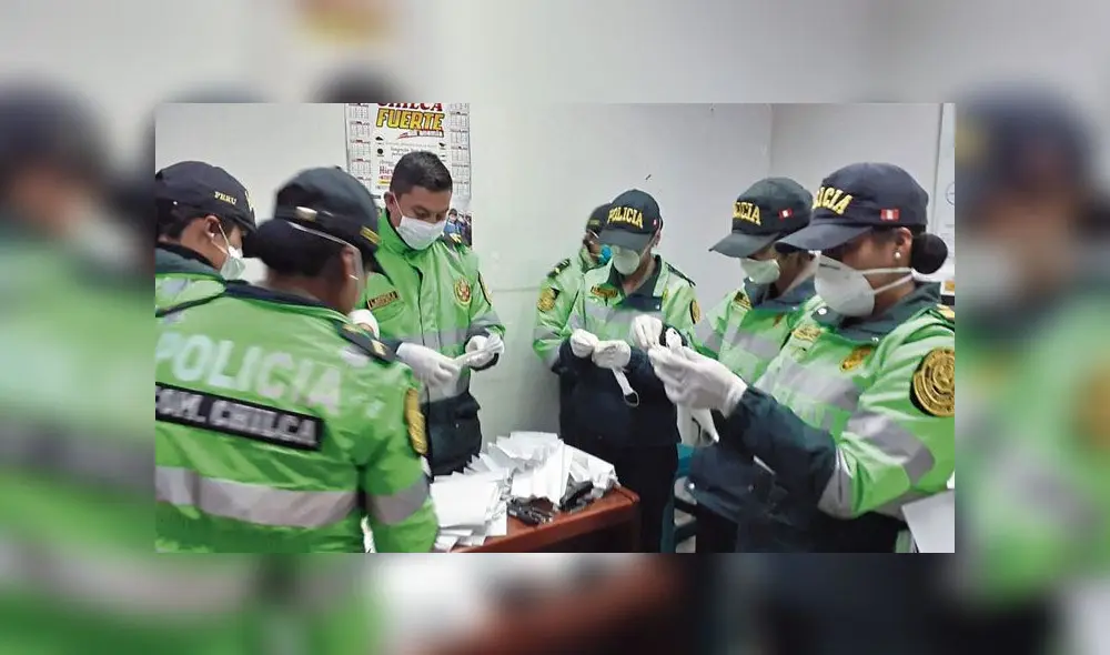 Los agentes hicieron una colecta para reunir los materiales necesarios para llevar a cabo la creativa solución. Los agentes hicieron una colecta para reunir los materiales necesarios para llevar a cabo la creativa solución.