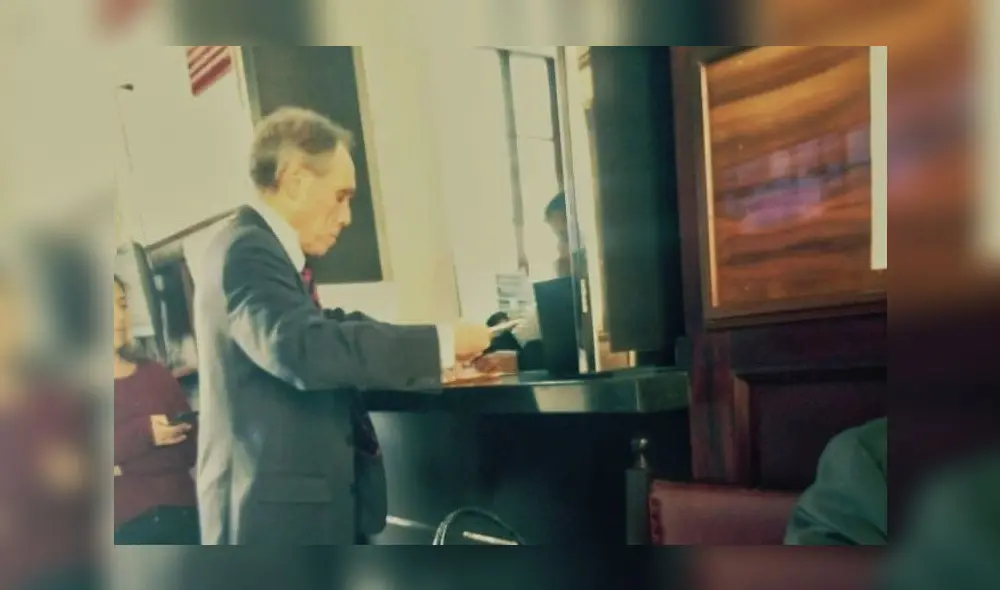 Gonzalo Ortiz de Zevallos fue captado la tarde de este miércoles en la sede principal del Tribunal Constitucional.