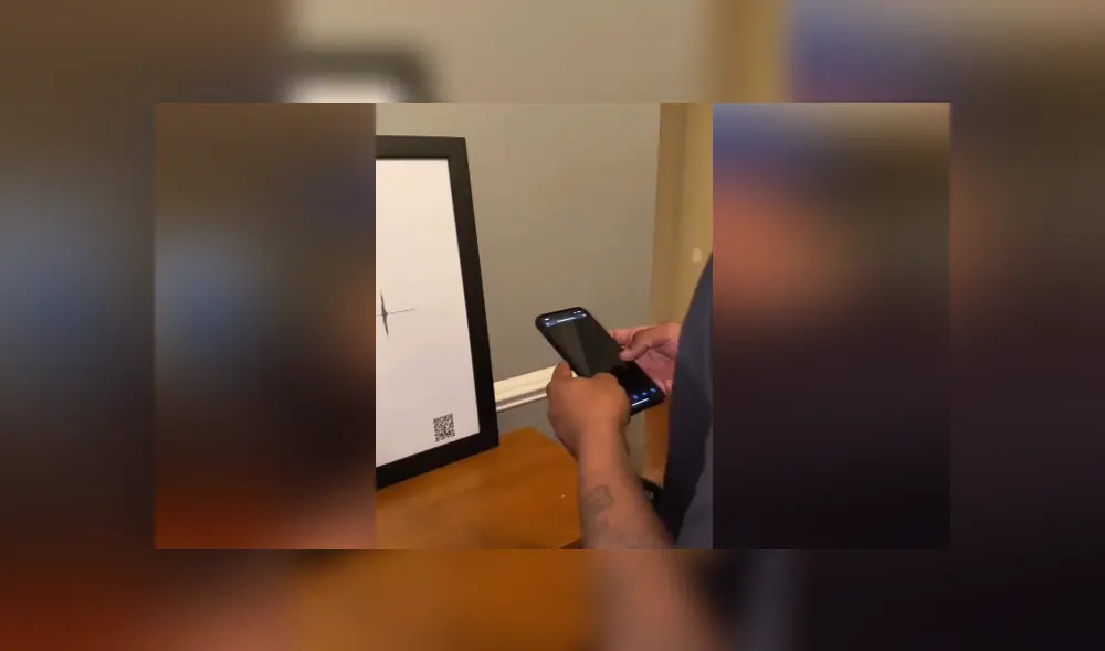 A través de Facebook se hizo viral el conmovedor regalo que una mujer le hizo a esposo. A través de Facebook se hizo viral el conmovedor regalo que una mujer le hizo a esposo.