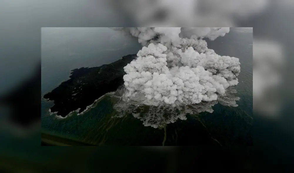 Indonesia en vilo por nuevas erupciones del Anak Krakatoa: temen nuevo tsunami [FOTOS]