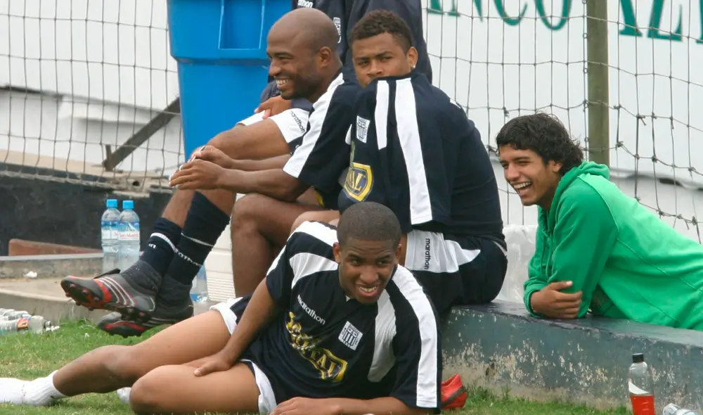 Waldir Sáenz contó su versión sobre la vez en que no le dio propina a Farfán por cuidarle el carro.