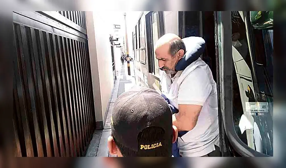 En espera. Defensa de exburgomaestre Cerrato alega su inocencia. Fue electo alcalde gracias al movimiento Arriba Tacna. En espera. Defensa de exburgomaestre Cerrato alega su inocencia. Fue electo alcalde gracias al movimiento Arriba Tacna.