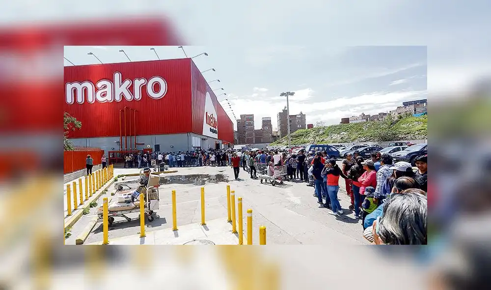 AREQUIPEÑOS COLMAN SUPERMERCADOS POR TEMOR A DESABASTECIMIENTO DE PRODUCTOS AREQUIPEÑOS COLMAN SUPERMERCADOS POR TEMOR A DESABASTECIMIENTO DE PRODUCTOS