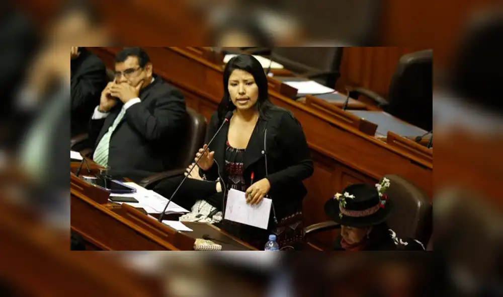 Huilca plantea “ley del trabajo juvenil digno” Huilca plantea “ley del trabajo juvenil digno”