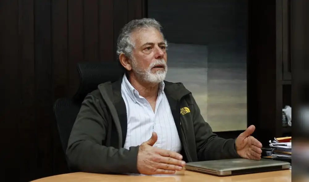 Vargas Llosa resalta el periodismo valiente de Gustavo Gorriti