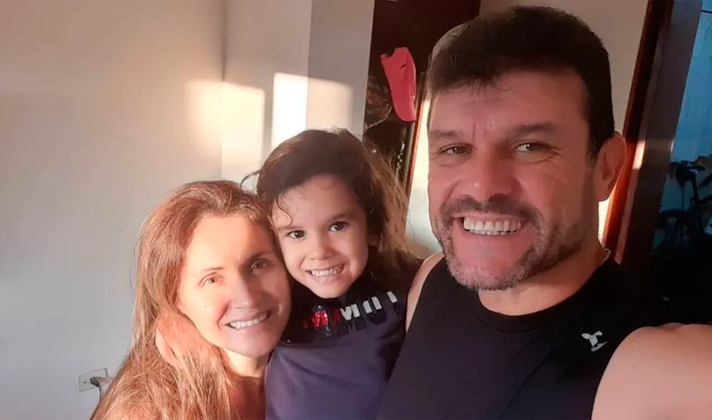 Gustavo Roverano junto a su familia. Gustavo Roverano junto a su familia.
