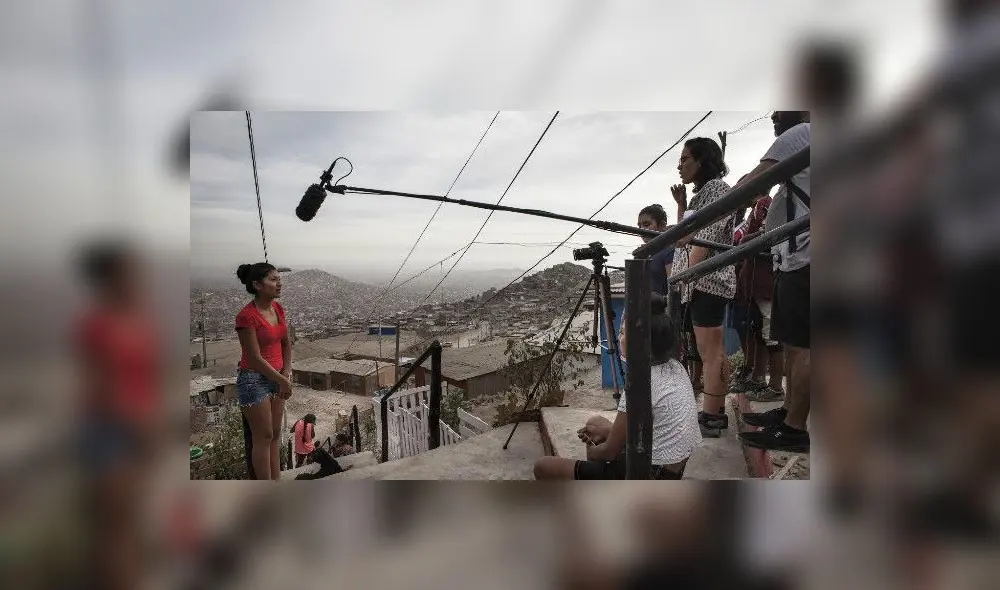 Jóvenes cineastas presentan documental sobre muro de la vergüenza Jóvenes cineastas presentan documental sobre muro de la vergüenza