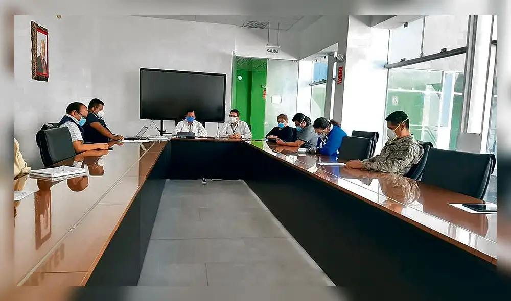 reunión. En cita se acordó dar apoyo a hospital de EsSalud.